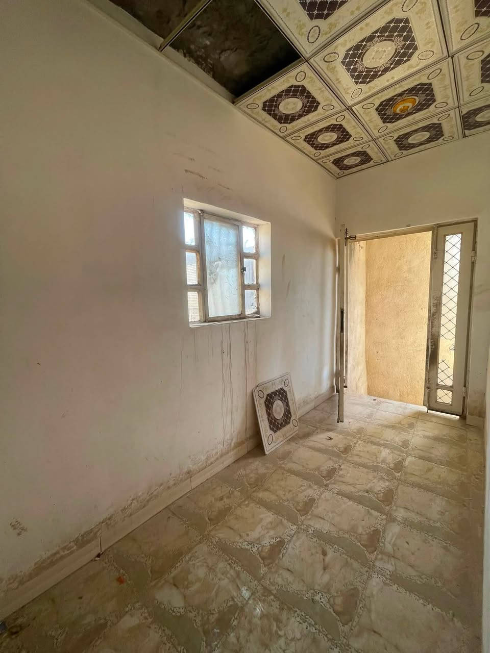 سلام عليكم
مكتب ( عــقـ🏦ــارات ارض بابل) 
🏫 مشتمل للايجار
يتكون من غرفه نوم وصاله ومطبخ ومجمع صحيات داخليه 
💸 قيمه الايجار 125
🌏 عنوان ( شارع 80 طريق نجف/ قرب مدرسه الرحمن )
***********…📞
واتساب ***********
