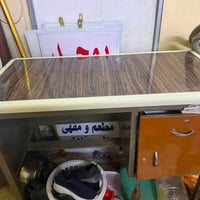 براد وعارضة وميز كاشير البراد والعارضة جدد قبل شهر اخذتهن يشهدالله نضي...