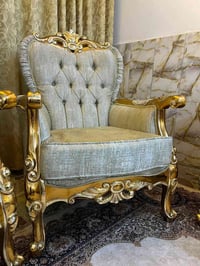 خشب زان • ورق ذهب • ١٠ مقاعد