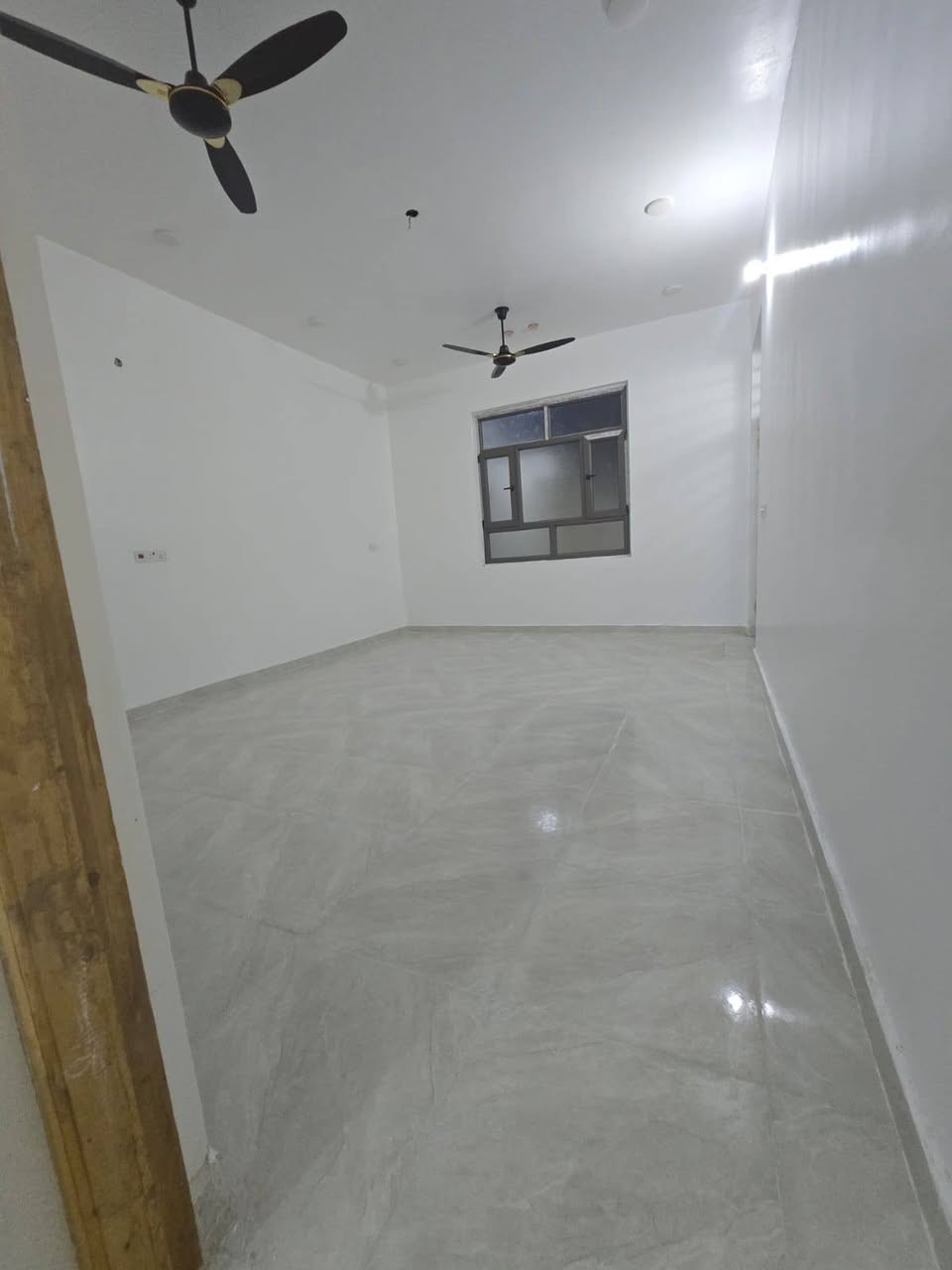 على بركه الله 
بيت 🏠 للبيع الموقع منطقه الراشديه قرب ابو كاظم المياحي المساحه ٢٥٠م طابو صرف بااسمي يتكون من صاله ومطبخ وهول مناور عدد ٢ وغرفتين نوم عدد ٢ 
والطابق الثاني غرفه نوم وهول وصحيات 
البيت 🏠 بناء حديث الاساس رفت تسليح كامل بااضافه صحيات داخليه وخارجيه 
البيت لامطلوب للدوله حر تحويل ثاني يوم ومن الله توفيق
السعر 135


**إذا كنت صاحب هذا الإعلان وتريد حذفه لأي سبب، رجاءا أرسل رسالة إلى الدعم الفني**