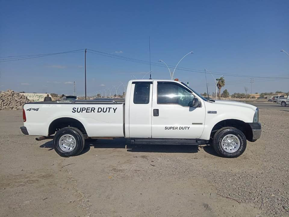 للبيع 
فورت 
موديل 2006
رقم بغداد أليف 
محرك كير شرط 
تخم تاير جديد
صدر امامي خلفي جديد 
السياره بدون ضربه ولا طخه 
السياره جديده بمعنى الكلمه آحلا من آلصور مكان السيآره تكريت الأستفسار آتصل ع صاحبها 
مكلف بالنشر 
‭0771 721 5655‬
‭0780 031 0364
