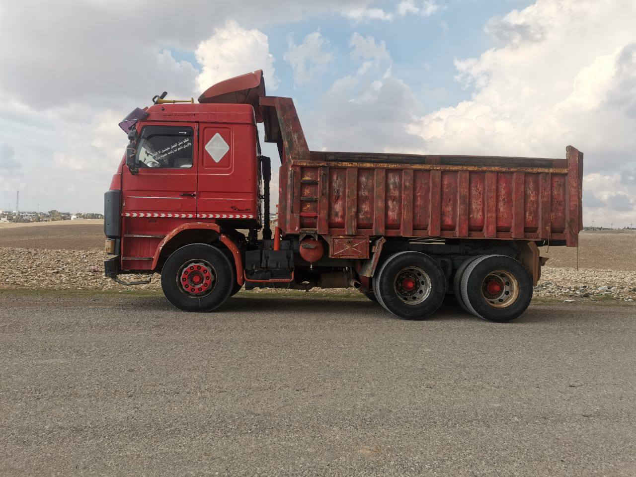 اسكانيه للبيع حجم 143 حصت گاز رقم نينوى ألماني
محرك شاصي شرط ***********//
***********
