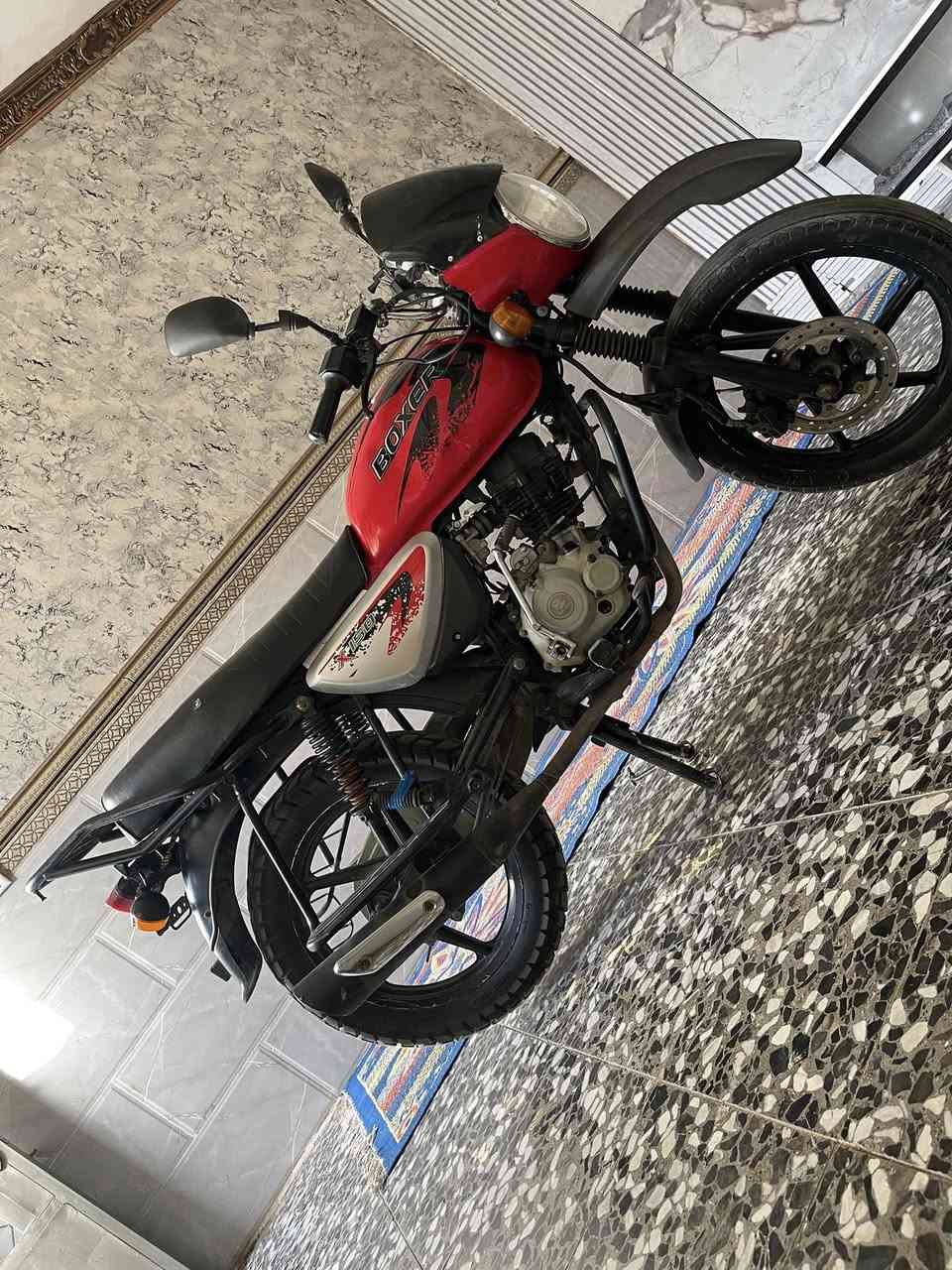دراجه بوكسر. 21 دراجه نضيفه. بس بييه. صوت  بل عتله مال كير   دراجه  وراقهه ضايعه بس تريدهه مرقه. ب 15000مليون ونص تريدهه بدون ترقيم. ب مليون دراجه نضيفه خابرني وتدلل ***********
