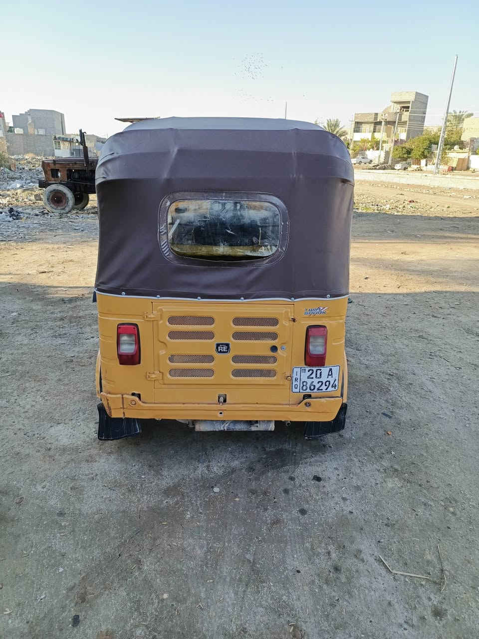 السلام عليكم تكتك موديل 19رقم ديالى إنكليزي مكينه وكسل مكفولات مصبوغه عام كهربائيات كامله السعر 5300وبيه مجال اتصل ودلل المكان بعقوبة ***********
