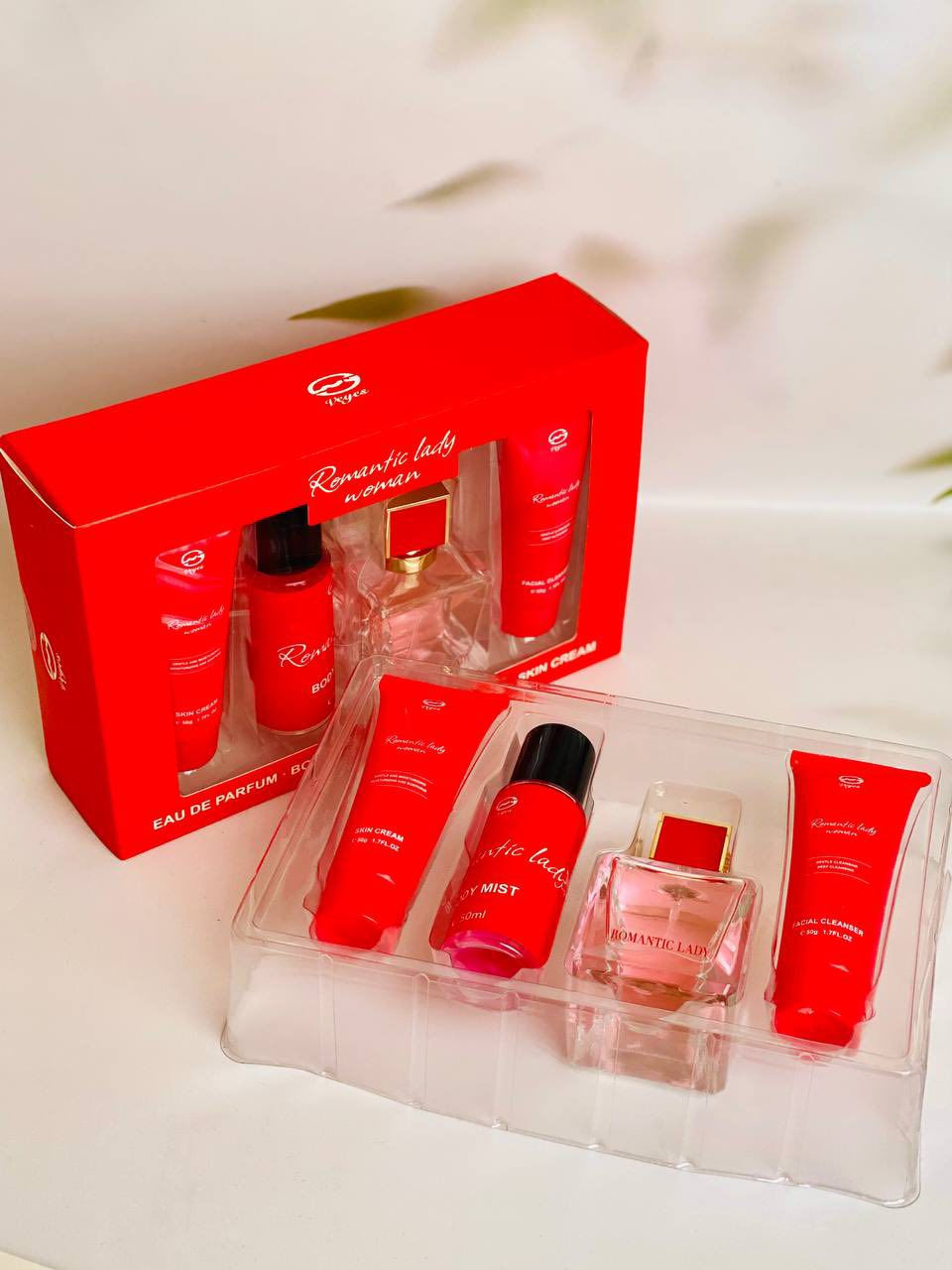 بنات  هذا البكج يموووت 🥹🥹♥️
❤️بكج عطور رباعي ❤️
🪭سيدة الرومانسية 🪭                 
يتكون من عطر +سبلاش
+شاور +لوشن

❤️عطر سيدة الرومانسية
التركيبة الزهرية من العطر الأصلي، ذو رائحة منعشة،و رومانسية و مبهجة.عطر ربيعي صيفي سينعشك طوال اليوم 

❤️سبلاش  سيدة الرومانسية للجسم من فكتوريا سيكرت ثابت لفترة طويلة يوفر لك الانتعاش والعطر المميز طوال اليوم

❤️غسول جسم سيدة الرومانسية
عطره رهيبببب بنات يجنننن ورغوة بيه فول تفتيح وترطيب للجسم

❤️لوشن سيدة رومانسية للجسم  ذو ترطيب عالي وممتاز للبشرة اللي هي بحاجة  إلى تغذية خاصة بأستمرار.

 سعر البكج كامل 20  الف بسس 
يخلي ريحتجج تفحفج 🥹🤍


**إذا كنت صاحب هذا الإعلان وتريد حذفه لأي سبب، رجاءا أرسل رسالة إلى الدعم الفني**