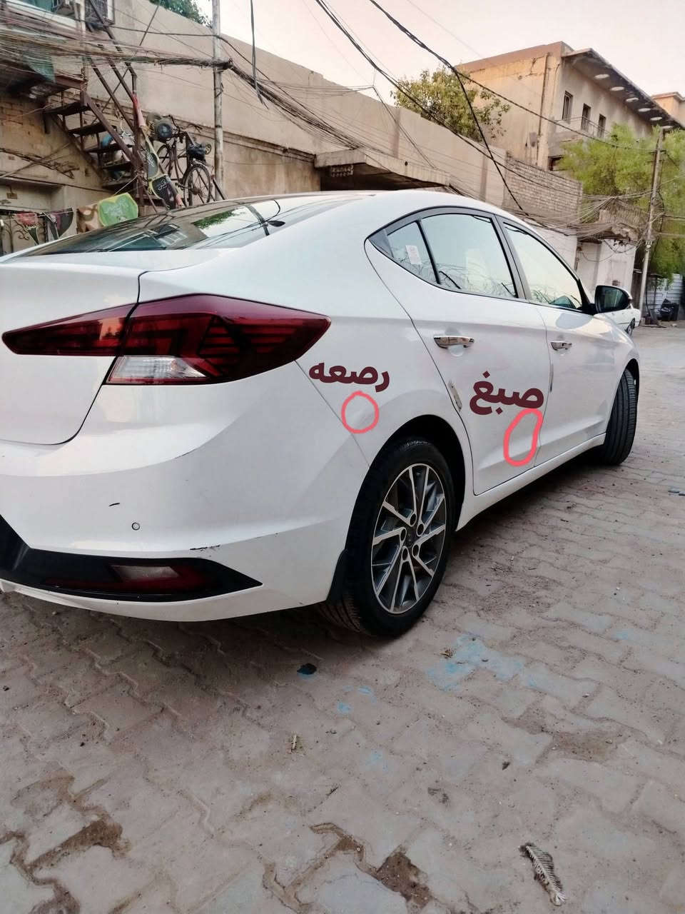 سلام عليكم الانتراء موديل ١٩ خليجيه
فول مواصفات
بصمه ابواب وتشغيل
جنطه اوتماتيك تفتح عند الاقتراب 
فتحه سقف
تبريد قطعتين
شاشه بلاديه +كامره
حساسات خلفيه
تحكم ستيرن جهتين
مواصفات الفول معروفه
مكينه ٢٠٠٠ دوش بلاديه 
كير اي تي بلادي
ماشيه ١٠٨
سنويه ٢٠٣٠
تخم تاير جديد
صدر جديد
كامله مكمله ع اخر حبايه
سياره بلاديه كلهه مملعوب بيهه ابد
فقط الباب الخلف الصدر صبغ ماشر عليه
كلشي موضح ب صور 
مكانهه بغداد رقم الهاتف
السعر ١٤٣
***********
