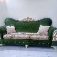 كنب ١٠مقاعد • نضيف • قابل تفاوض