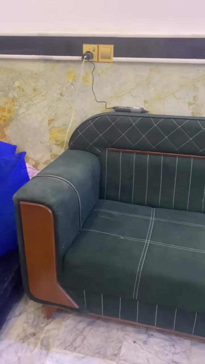 الأغراض للبيع بسعر مناسب


**إذا كنت صاحب هذا الإعلان وتريد حذفه لأي سبب، رجاءا أرسل رسالة إلى الدعم الفني**