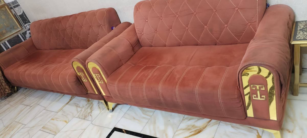 السلام عليكم تخم قنفات 10مقاعد سعر 500 وبي مجال والجرابي طابقين 75 مكاني لامين الثانيه ***********
