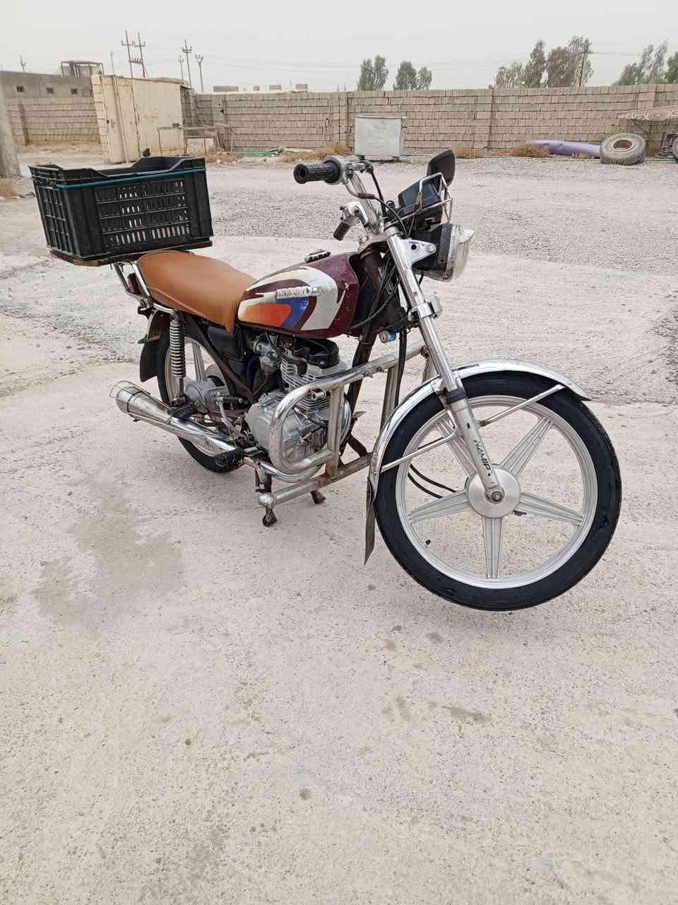 سلام عليكم ماطور موديل 2017بدون أوراق سعر مناسب جدا 300الف***********
