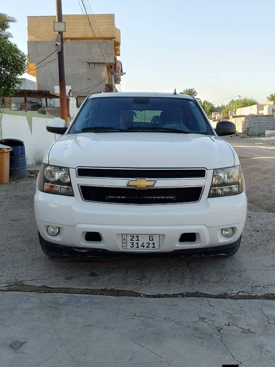 سلام عليكم
تاهو 2012 ابيض رقم سليمانية ضرر جاملغ خلفي مواصفات LT تخم تاير جديد  سنوية باسمي تحويل ثاني يوم سيارة نظيفة مثل ما موضح بالصور مكاني ديالى بعقوبة 
رقم الهاتف ***********
