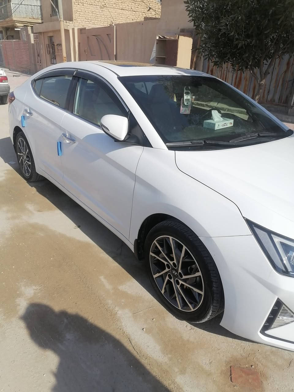 النترا موديل 2020 مطلوبه للمصرف باقي سنه ونص صير حره رقم بغداد فول مواصفات كفاله عامه ماشيه 70 الف حقيقي موظف مدني استقطاع مباشر السياره في كربلاء مالك كربلاء
المصرف كربلاء للاستفسار الاتصال *********** ***********
