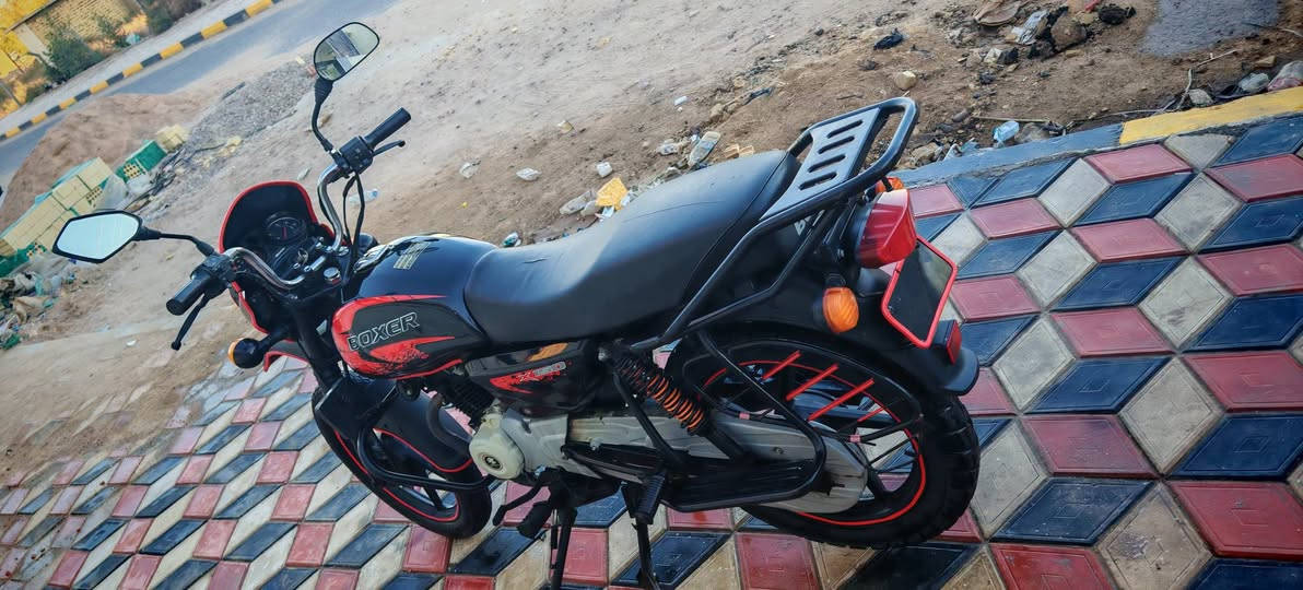 بوكسر موديل 22 اوراق بسمي كفاله محرك كير السعر 1400مكاني مجر ***********
