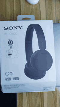 سماعة سوني Sony Wh Ch 520

سماعات رأس لاسلكية بلوتوث، تصميم فوق الأذن (On-Ear) مستخدمة قليل جداً وبحالة ممتازة، مابيها اي خلل أو عيب مشحونة 4 مرات فقط

السعر : 45 ألف وبي مجال
توصيل متوفر لجميع المحافظات
مكاني نجف اذا ما تحب توصيل
للتواصل خاص (اذا ما گدرت تراسل علق انا اجيك) 

الموصفات :

الوزن 147 غرام كلش خفيفة 

محرك صوت 30 مم و نطاق التردد الصوتي: 20 Hz – 20000 Hz 

عمر البطارية 40 - 50 ساعة تشغيل

بلوتوث Bluetooth 5.2 

ميكروفون مدمج صوته جدا واضح 

أزرار للتحكم في الصوت، تشغيل/إيقاف والمكالمات ورفع /خفض الصوت 

دعم اتصال متعدد الأجهزة

إمكانية تعديل الصوت عبر تطبيق Sony | Sound Connect


**إذا كنت صاحب هذا الإعلان وتريد حذفه لأي سبب، رجاءا أرسل رسالة إلى الدعم الفني**