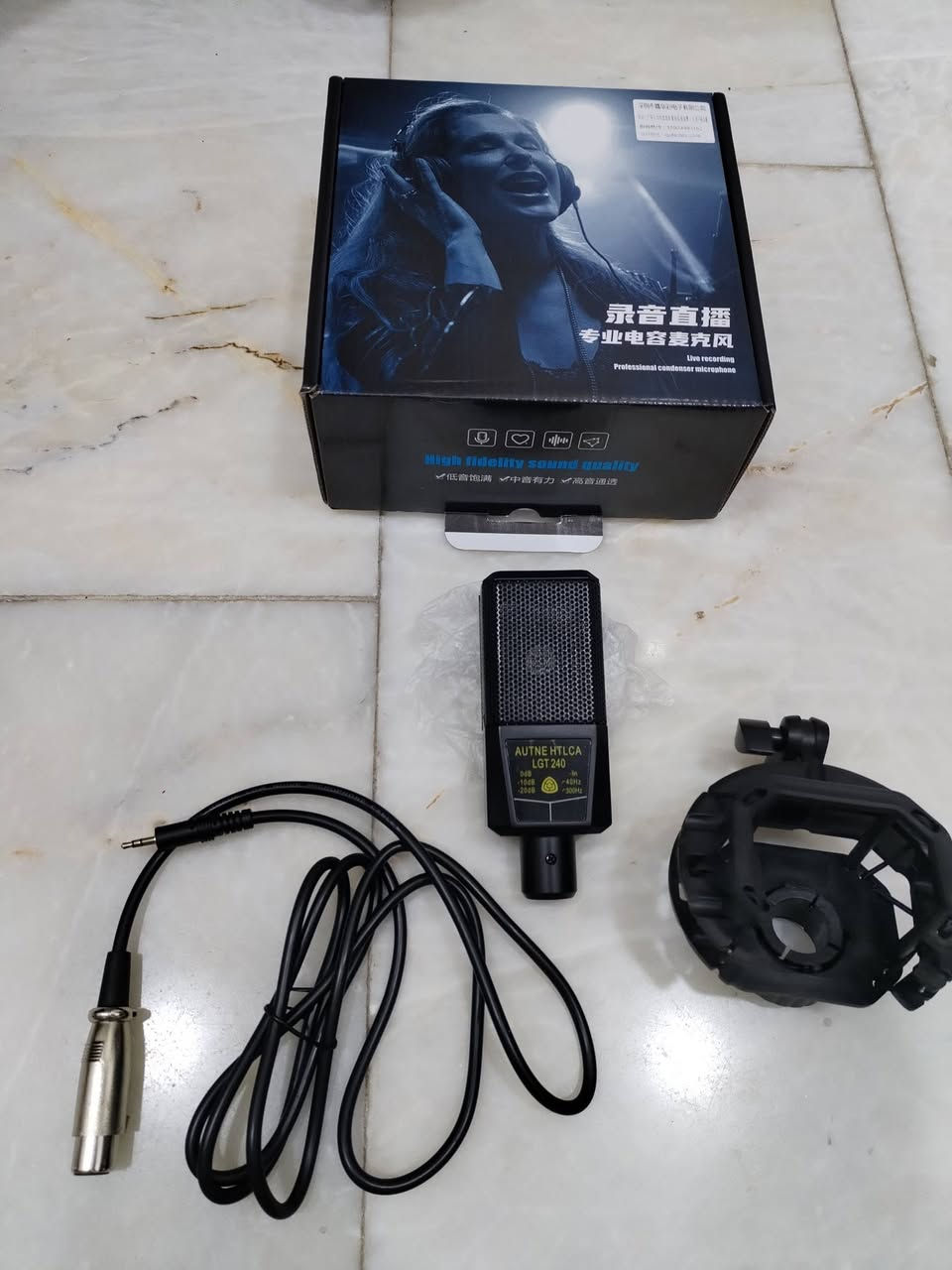 السعر 25
ميكروفون مكثف LGT240 من ريويكينج، ميكروفون تسجيل صوتي للكمبيوتر وكاميرا الفيديو وكاميرا الفيديو والبث المباشر والرقص والتسجيل في الاستوديو، إضافي


**إذا كنت صاحب هذا الإعلان وتريد حذفه لأي سبب، رجاءا أرسل رسالة إلى الدعم الفني**