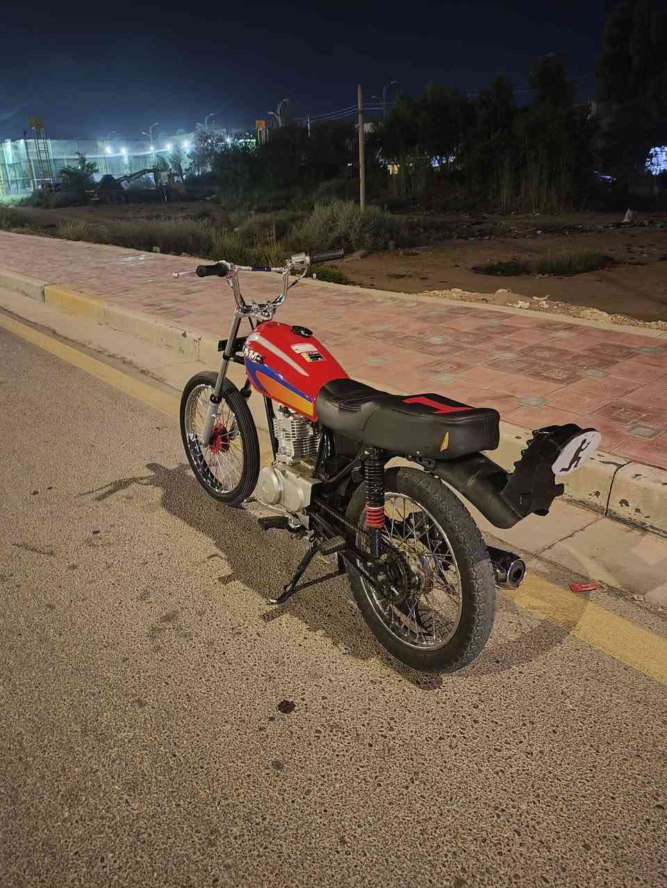 للبيع اربعه كير شلامجه اصل مكينه وشاصي موديل 23طالعه بل 24. اوراق 7 اصولي تجي تفحص وتاخذ  
مكان كوت حي الحكيم 
سعر 800 وبيه مجال قليل 
*********** واتساب 
مكلف بل نشر
