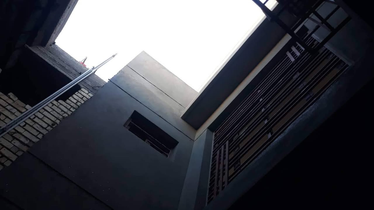 ابو جاسم  الباخ  لبخ  نثر  واجهات ومقاولات  عامه   كادر عمل متخصص بغداد المحموديه  هاتف ***********
