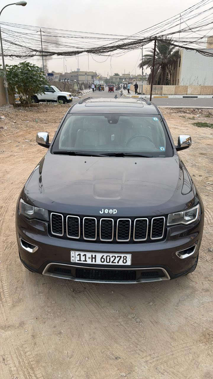 السلام عليكم 
للبيع👍
جيب شيروكي موديل 2020
لمتد💪
وارد امريكي
حادثها جاملغ وبنيد 😞 
مواصفات لمتد معروفة 👐
بيها مشكله بالمكينة 🤕
بس تمشي سريع وين متريد توصلك 😇
سيارة حلوه وجاهزه 
رقمها بغداد سنوية جديده كلش 🤗
سعرها 187 وقابل للتفاوض 🙂‍↕️
مكانها كربلاء المقدسة ❤️❤️
***********
