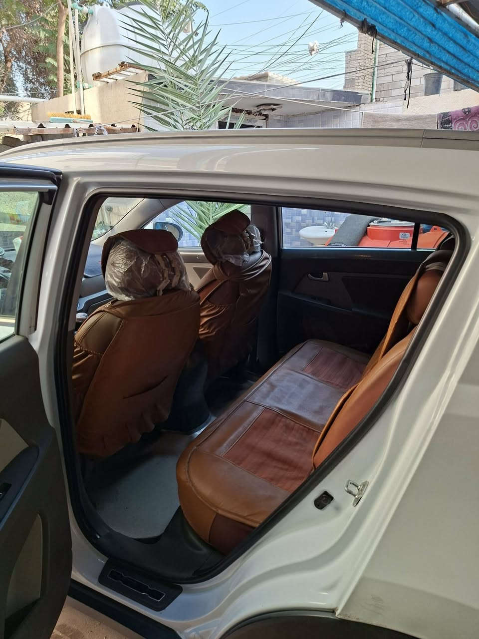 سبورتج خليجي 2015 مكفوله بغداد باسمي بانوراما فتحه اشاير مري تبريد قطعتين ثلج ماشيه 60 سياره كلش حلوه ونظيفه مكانها بغداد الزعفرانية رقم *********** السعر 172 بيها مجال بسيط
