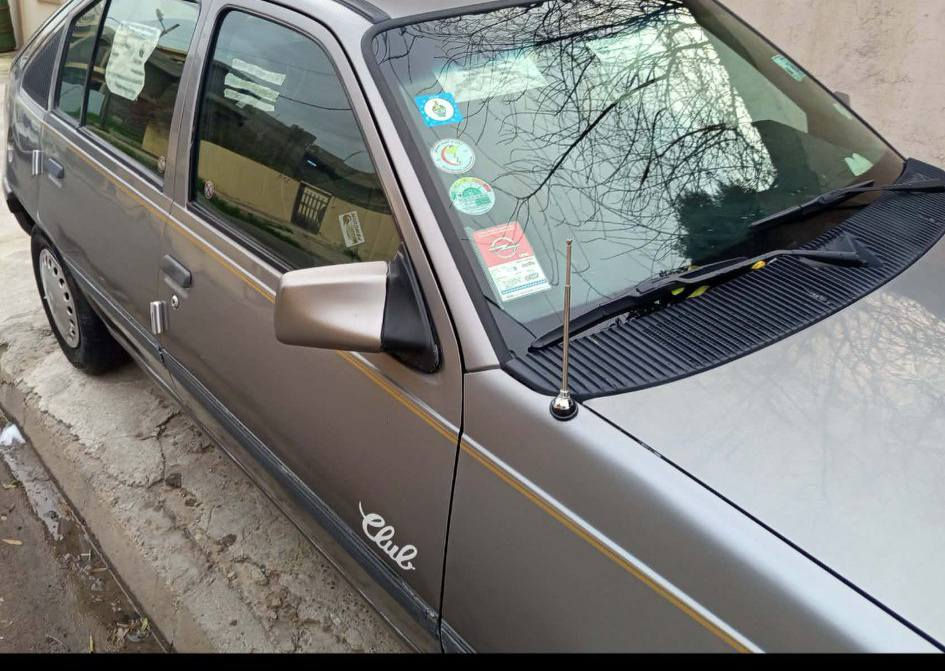 كاديت
موديل 91
محرك 16
سيارة بيوتي باور سلايت دبل روند دخل فكترا
طخم تايرت جديد باتري جديد
وايرمانيه شغاله 
رقم مسطرة
سنوية 2031
سياره بسمنا
سياره مصبوغة جمالية فقط
مكفولة من دعامية الى دعامية
سيارة في موصل 
رقم الهاتف ***********
