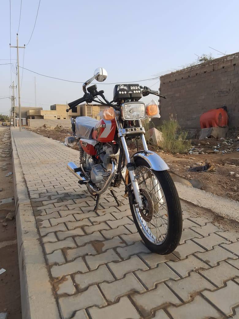 السلام عليكم دراجة نامة 2021 اوراق أصولي مكينة ناعمة كهربائيات شغالة جاهزة مال جناي كل نقص ما بيهة  الاستفسار *********** مكاني كوت
