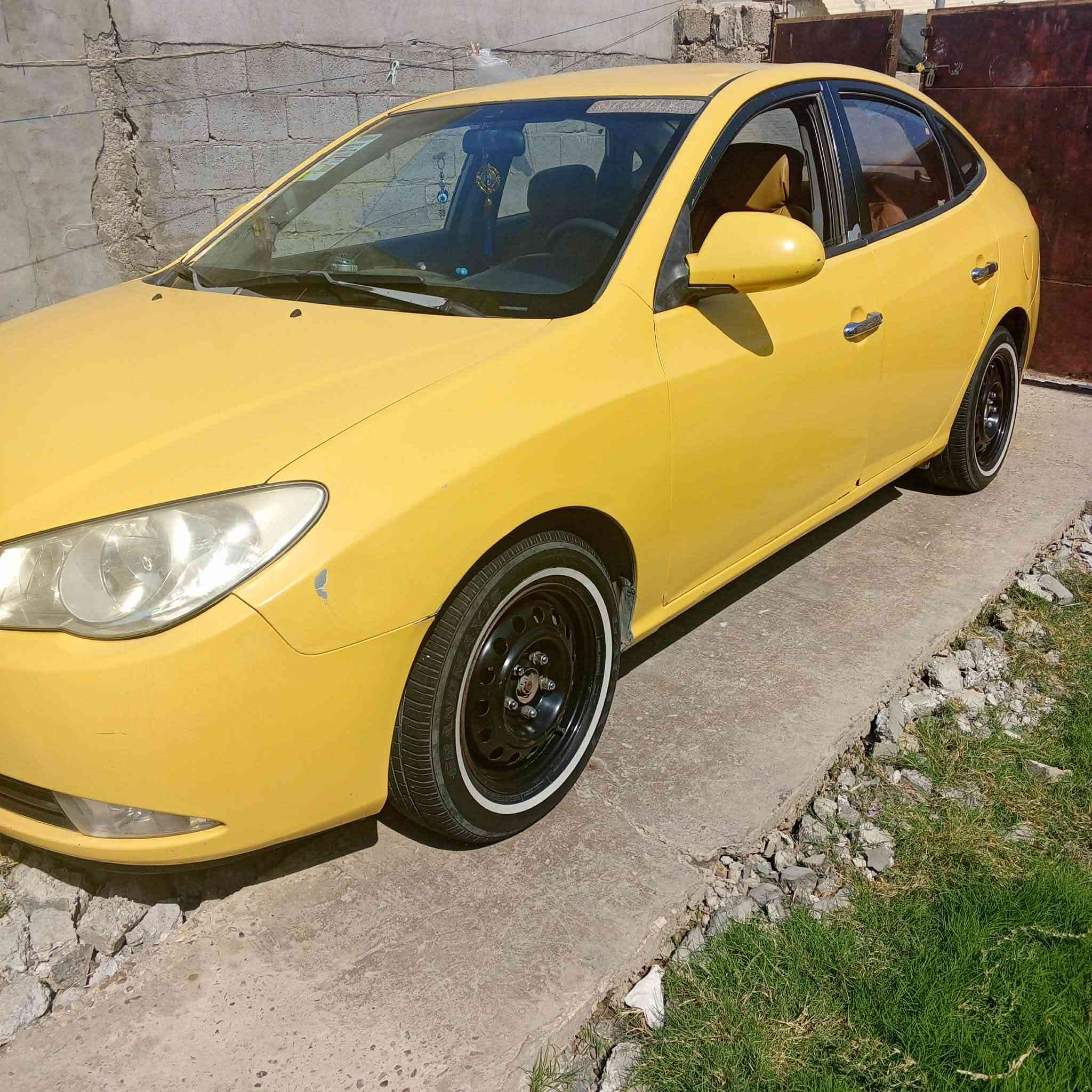 سلام عليكم النترا خليجي ٢٠١٠دكشن عالي الف وستميه. رقم انبار نكليزي بسمي لسعر ٨٨ 
للستفسار. ***********
