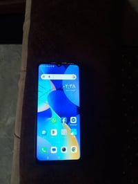 تكنو • شاشة مكسورة • ١٢٨
