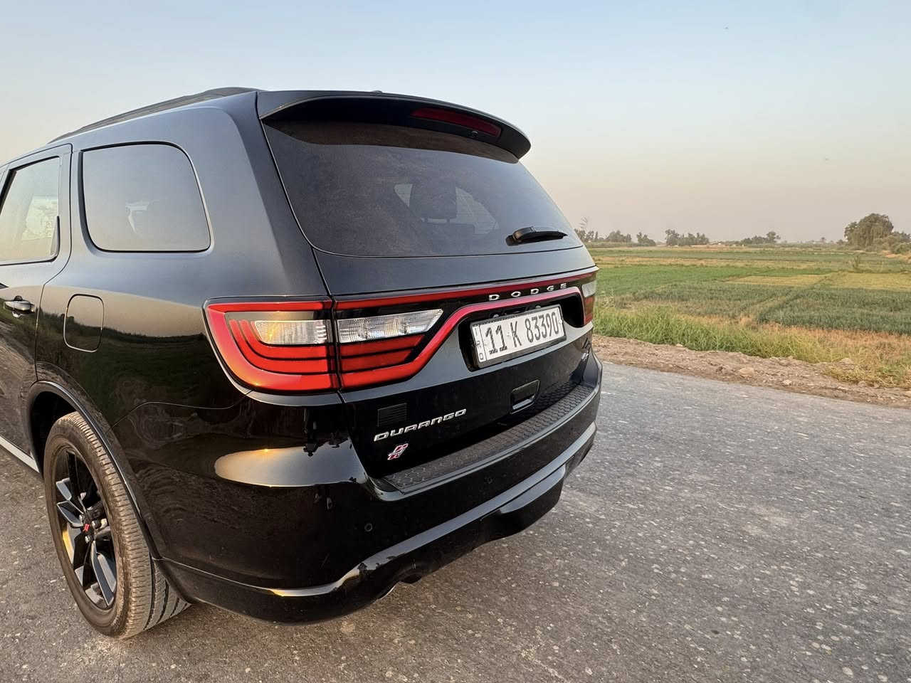 دودج دورانگو فول مواصفات RT مديل2024
١-ثمانية سلندر هيمي 5.7

٢-تدفئة تبريد كراسي

٣-تدفئة ستيرن

٤-كراسي جلد 

٥-فتحة سقف

٦-رادار امامي رادارت خلفية نقاط عمياء

٧-حساسات امامية خلفية

٨-تبريد امامي خلفي منفصل

حادثها جاملغ وبنيد جاملغ اصلي نفس لون

بيها صبغ فقط بنيد

سيارة مصلحة تصليح درجة اولى ايرباك راجع سستم كامل مو مقاومات  كلشي بيها

اصلي ماكو اي قطعة تجارية وعندي صور التصليح

سيارة ماشية 48 الف كيلو السعر 33500

 تلث شدات وخمسة وتلاثين ورقة

وبيها مجال 

***********
