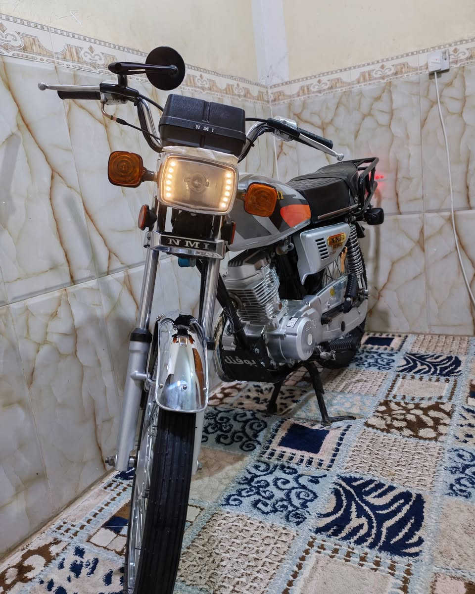 السلام عليكم نامه لليع 23 وكيل نوفل الدراجه شوفت العين نضيفه وكهربائياتهة كلهة شغالهة المكينه مكفوله وفحص عد الي يعجبك
المكان/السماوه  السعر مليون 400 الي مايعرف بلسعار لا يراسل
الماسنجر مفتوح رقم ***********
