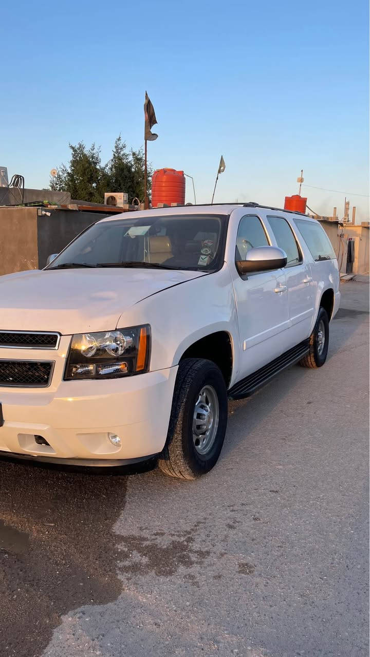 تاهو طويل فحل ٨ براغي موديل 2009 للبيع فقط كفالة من الضربة والعيب الشرعي وارد خليجي مصبوغ عام رقم بغداد دولي اجره مكينة وكير كفاله حداديه جديدة ادامة جديده كاملة من كلشي تبريد ثلج تخم تايرات
 العنوان :البصرة الزبير البترو 
التلفون :***********
السعر : ١٦٥ بيها مجال قليل الزبير, البصرة
