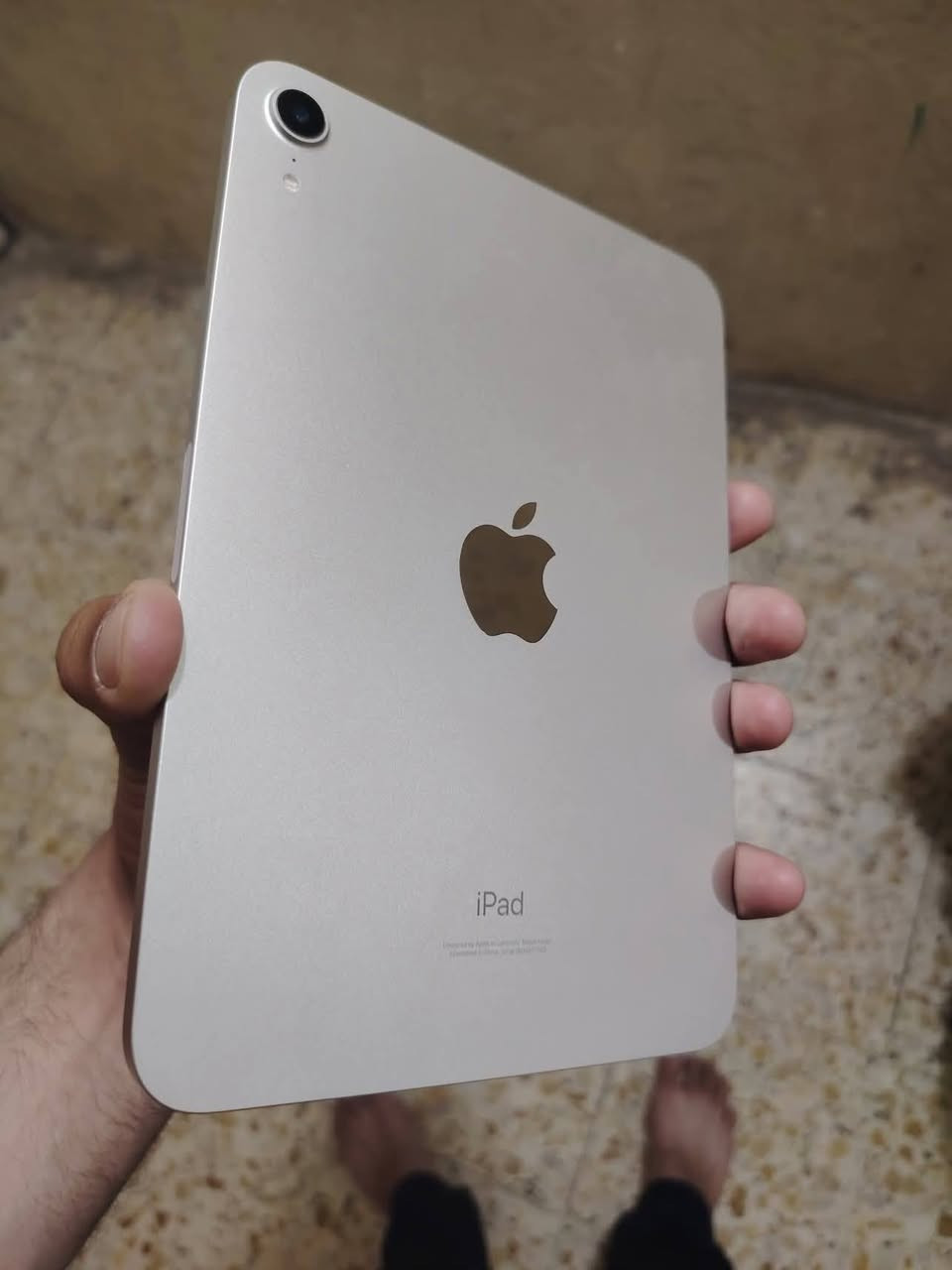 السلام عليكم عندي ايباد ميني 6 للبيع سعر خاص *********** عنوان بغداد المدائن سلمان  ذاكره 64 نظافه فول
