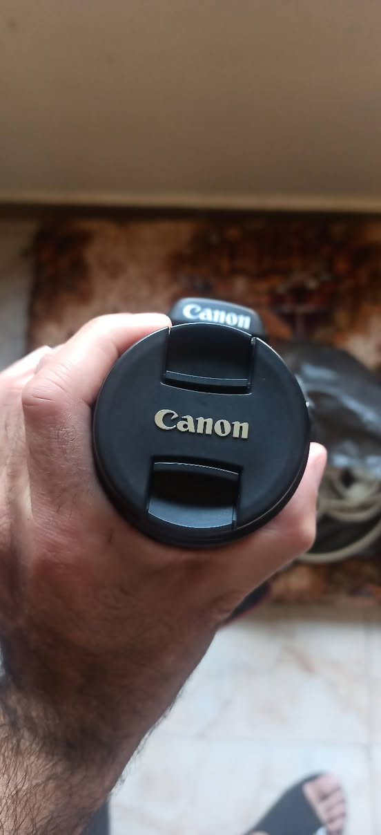 Canon 4000d
نضافة ٩٩%
مع كرتونتا و كامل غراضا
و الكفالة 
عداد الشتر 2038
تواجد حمص 
0935183708


**إذا كنت صاحب هذا الإعلان وتريد حذفه لأي سبب، رجاءا أرسل رسالة إلى الدعم الفني**