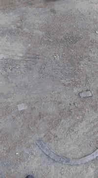 السلام عليكم عربانه لبيع ١٥٠ بيها مجال  تخم تاير كله جديد وياله جدد عربانه ٤محاور نشره بالوني شاصي ١٦ دناكير ١٤ شريط ٥٠ الشراي بخدمته ***********
