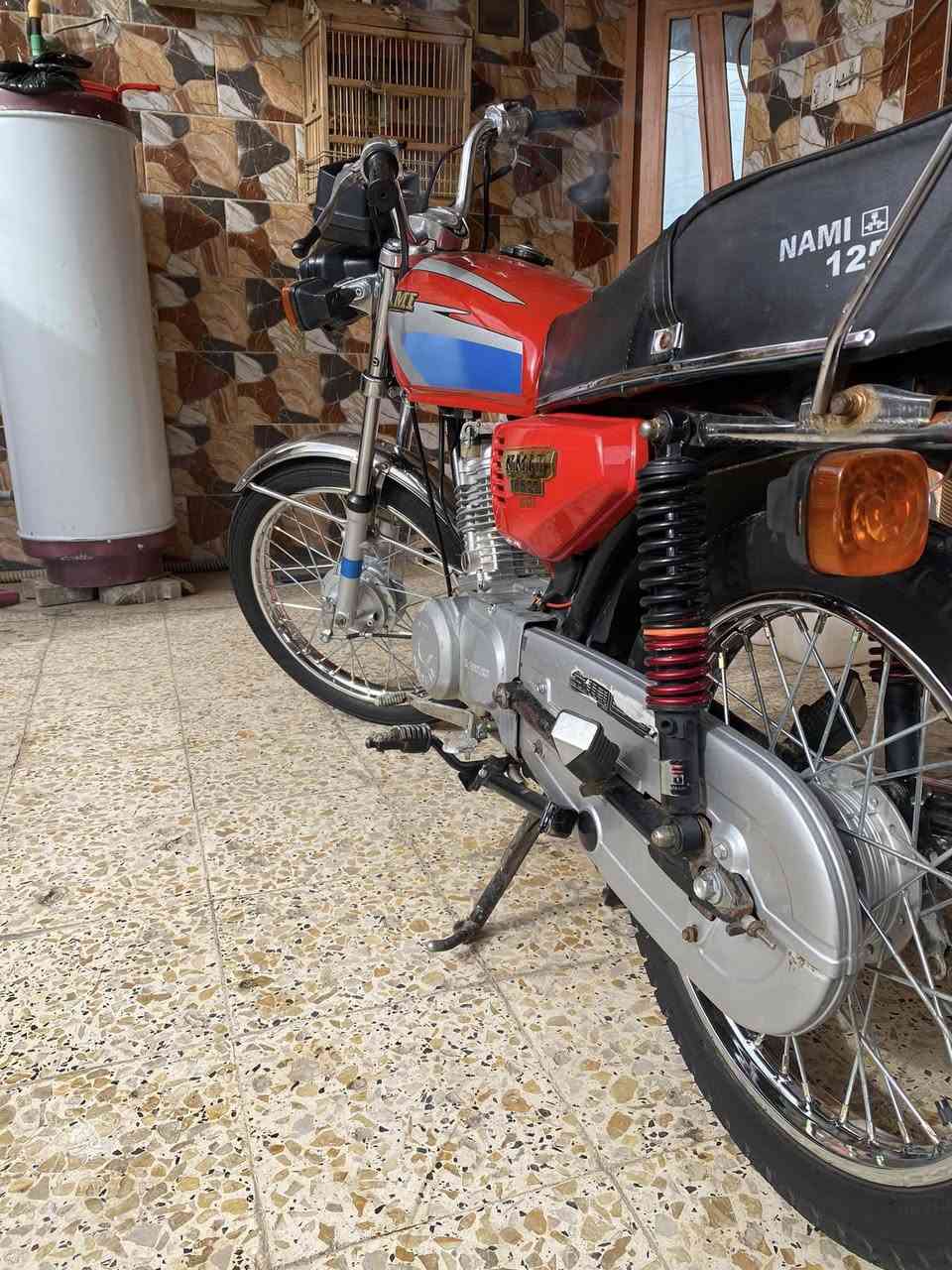 مديل 15 وراق اصولية كامله تعمير كله جديد مكان كوت داموك ٥٥٠ / ‭٠٧٨٧ ٤٦٩ ٤٩٨٩‬
