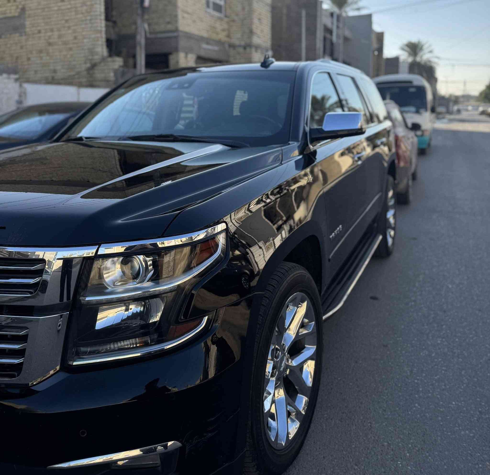 السلام عليكم تاهو امريكي برايمر فول مواصفات ضربته جاملغ خلفي مصبوغ والسياره نضيفه ومبولشه يعني تاخذه متصرف عليها شي تجي وتشوف نضافته كير محرك مكفول كراسي سياحي كشنات جلد معروفه مواصفات برايمر مكان السياره بغداد الرقم ***********
