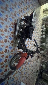 سرفيز للبيع شغال مابي شي يردله بس تاير الورا سعره 125الرقم 07845655705