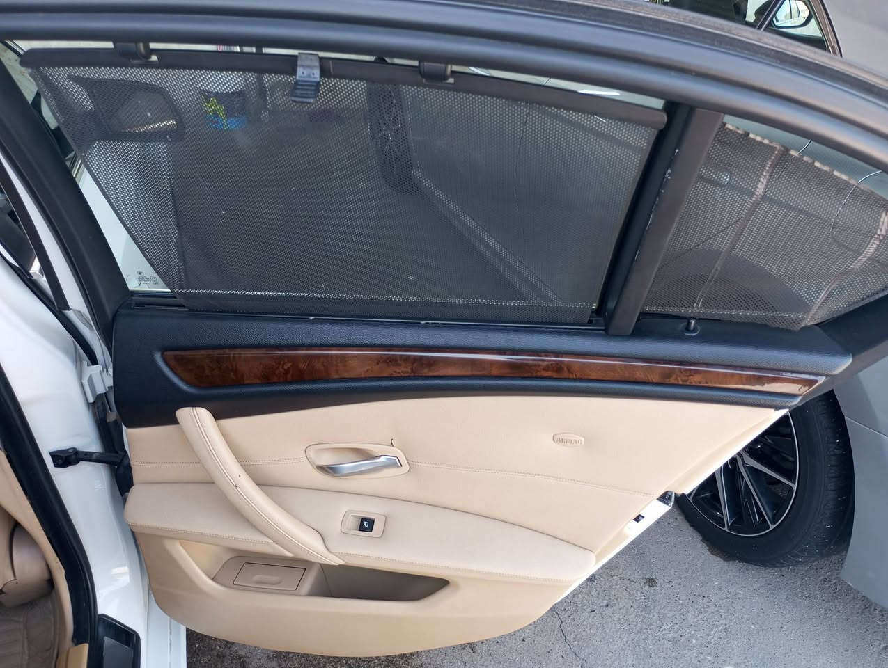 🔸 عربي /
🚗 للبيع: BMW 525i 2008
📍 مكان السيارة: كركوك
📞 للتواصل: ***********
💰 السعر: 142 ورقة – قابل للتفاوض
📊 المسافة المقطوعة: 
🛠️ المحرك: 525

⚠️ الضرر:
• بيها مكانات صبغ قليلة

📌 تفاصيل إضافية:
• رقم السيارة: السليمانية الدولي الجديد
• باسم المالك تحويل مباشر

كردي /
🚗 بۆ فرۆشتن: BMW 525i 2008
📍 شوێنی ئۆتۆمبێل: کەرکووک
📞 بۆ پەیوەندی: ***********
💰 نرخ: 142 وَرَقە – قەبڵی گفتوگۆیە
📊 دووری گەشتکراو: 
🛠️ مۆتەر: 525

⚠️ زیان:
• هەندێك شوێن صبوغ کراوە

📌 زانیاری زیاتر:
• ژمارەی ئۆتۆمبێل: سلێمانی نێودەوڵەتی نوێ
• بە ناوی خاوەنەوە گۆڕانکاری ڕاستەوخۆ
