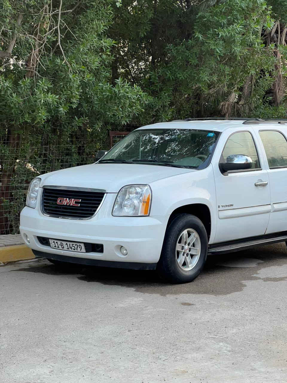 السلام عليكم
جمسي 2009 للبيع 
كشنات متصل 
سياره بدون حادث 
رقم النكليزي الجديد  
مكينه 5300 كير 1000 منضومة غاز خزان 80
السعر 185 
الاستفسار اكثر اتصل على رقم غير متواجد على نت
مكان سياره بغداد
***********
***********
