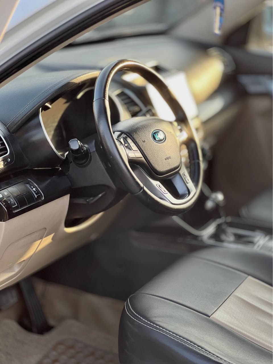 سورنتو2015 خليجي 6سلندر 7راكب رقم بصرة كفاله عامه سياره فول مواصفات عدا بنراما بصمه سياره كشنات كهرباء بردات خلفيه السعر 178 بيه مجال بسيط شراي يتصل ***********او *********** مكاني البصره قضاء القرنه Singapore
