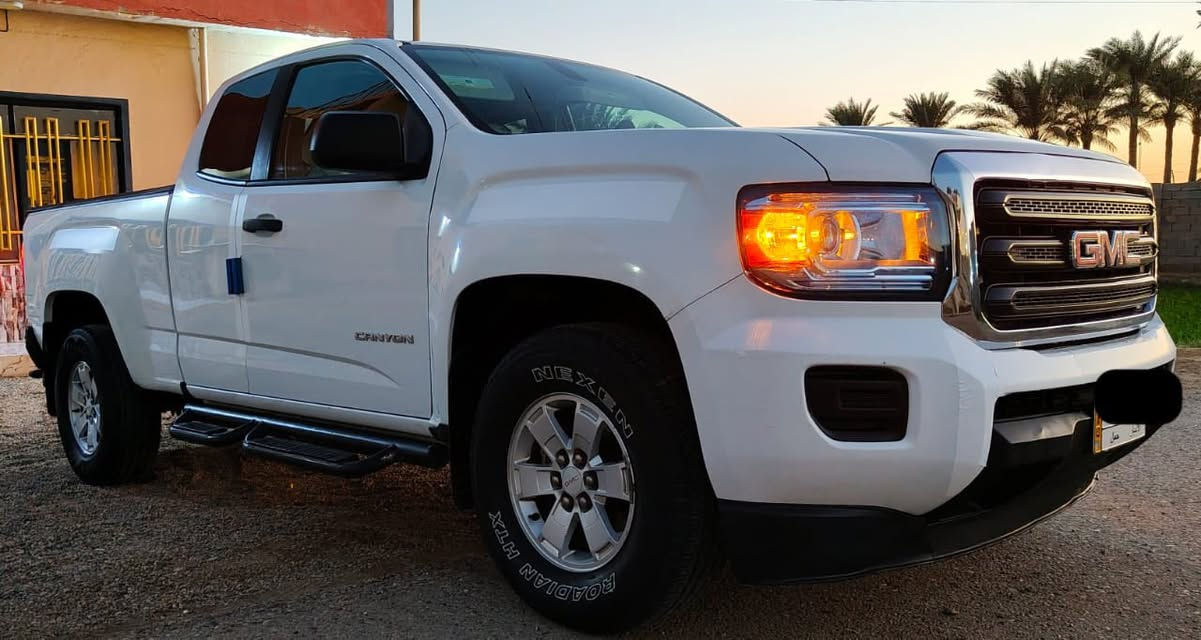 الرقم : أنبار مشروع وطني.
النوع : بيك آب GMC كانيون دبل قماره .
اللون : ابيض .
الموديل: 2018 
المحرك : 4سلندر حجم 2500 مكفول .
الگير: أوتو مكفول .
الصبغ : جاملغ امامي جهة السكن فقط بدون حادث .
(صور التقرير في المنشور). 
السعر : 180$ . 
للتواصل الاتصال على الرقم ***********
