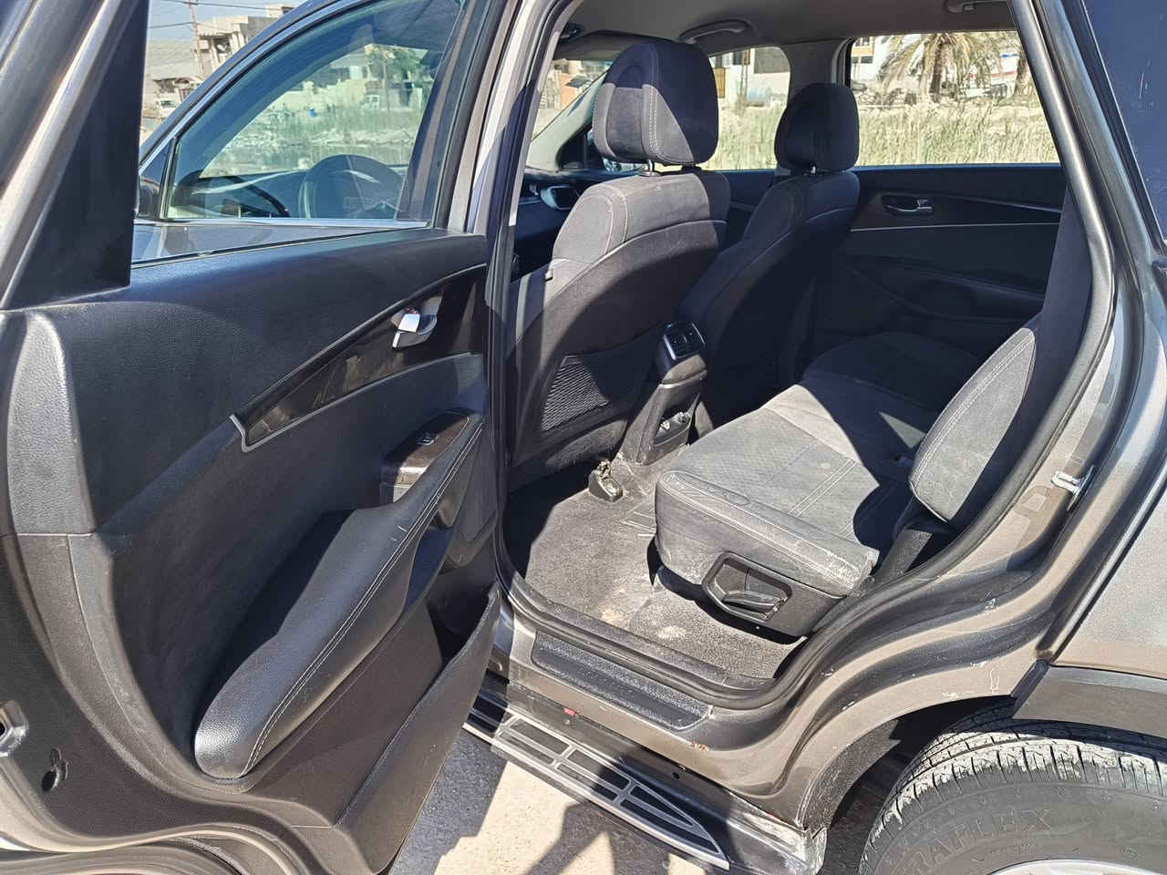 سورنتو للبيع موديل ٢٠١٦ رقم بغداد انكليزي مكينه كير تخم تاير صدر امامي خلفي كله جديد بيها ٤قطع صبغ السعر ١٥٥وبيها مجال للاستفسار***********
