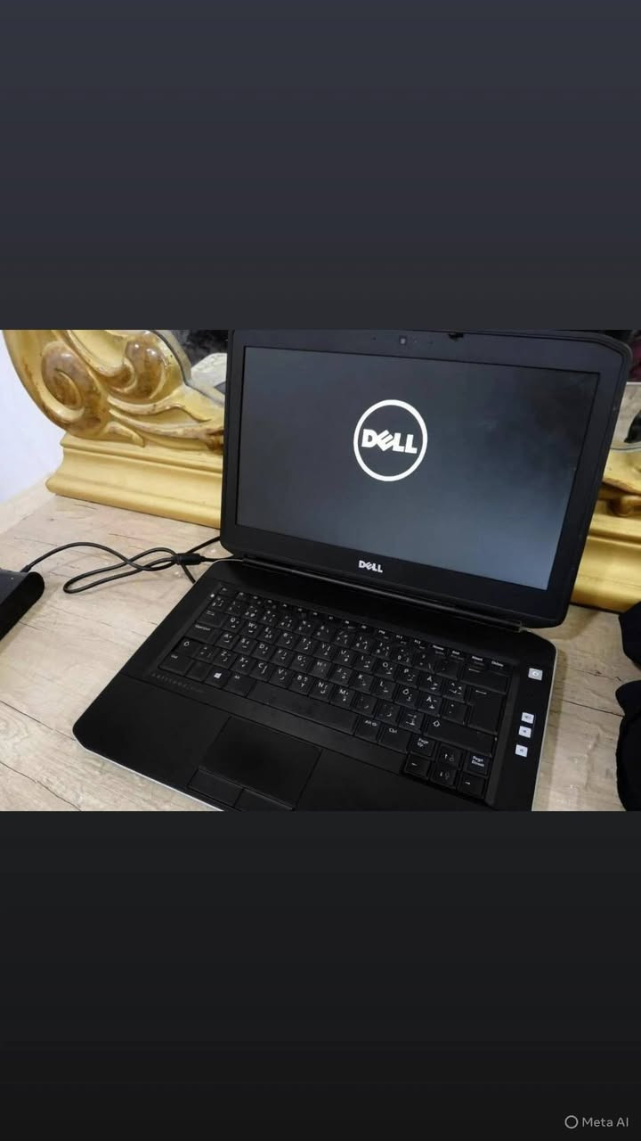 لابتوب ديل للعمل ونضيف وأستعمال قليل وبطارية شحن جديدة مشتريها للأستفسار رقم ***********
