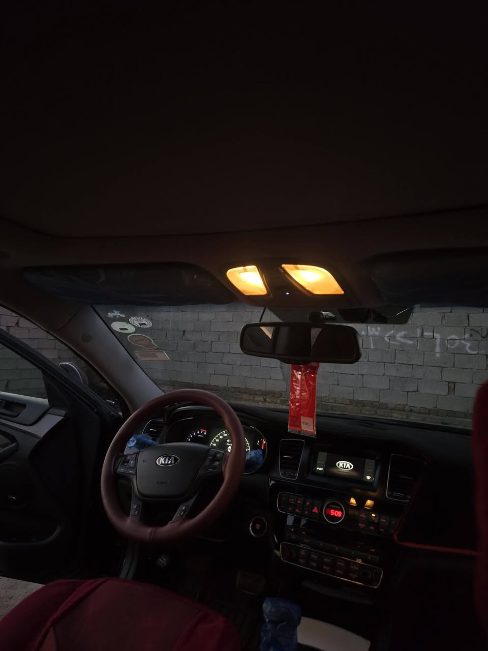 ﷽
السلام عليكم 

كيا كادنزا 2013 خليجي  رقم اربيل الدولي شرط التحويل

بيه فقط جاملغ أمامي رش صبغ 

المواصفات..فول 

▪️ 6 سلندر 3500

▪️ بصمه تشغيل 

▪️ بصمه ابواب 

▪️ بصمة صندوق

▪️ سيدي جنجر 6اقراص

▪️ بانوراما 

▪️ كشنات جلد 

▪️ كشنات كهرباء

▪️ كشنات  تبريد

▪️ كشنات تدفئة 

▪️ برده خلفيه 

▪️ لد امامي 

▪️ حاجب أمامي

▪️ ويل ١٩

▪️ كامرا خلفي

▪️ حساس خلفي 

▪️ تحكم ستيرن

▪️ تبريد قطعتين 

▪️ مري قلاب 

▪️ اشاره مري

 ■  مثبت سرعة 

▪️ السياره جاهزه بدون اي نقص 

عليه ادامة كامله وحدادية

السعر 150 $$
الديوانية 
للتواصل ***********
