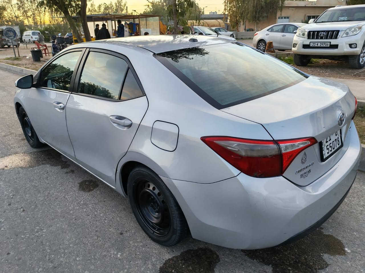 كورلا أمريكي  موديل 16 
فقط بنيد بدون دواخل 
رقم سليمانيه دولي سنويه  2028
شرط تحويل 
صدر امامي خلفي جديد 
تخم تاير 
كير وميكه ضمان

سعر  130 ورقه 
 
مكان سياره ديالى شهربان المقداديه 
رقم الهاتف ***********
