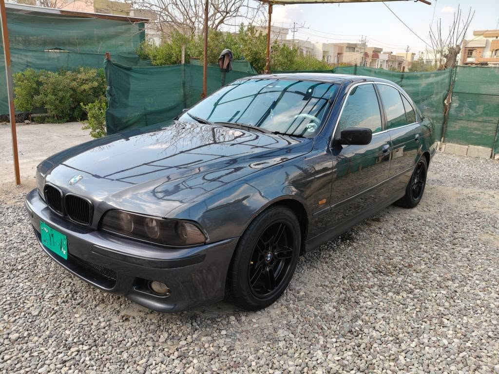 BMW1997/528
فول فول مواسەفات 
سەنەوی ئەسڵلی لەگەڵە بەشەرتی ئەوەلیات
   وەکالەی ئەکەم بەناوتەوە بێ کێشەیە 
   سەیارەکە بێ دعم لێدران وەرگەڕاوە
گێرو مەکینە بڕاوە وەرەگەڕان دعم بەشەرت
قیست و مودە ناکەم 
      سعری 58 مەجال شوێن هەولێر
*********** أربيل, العراق
