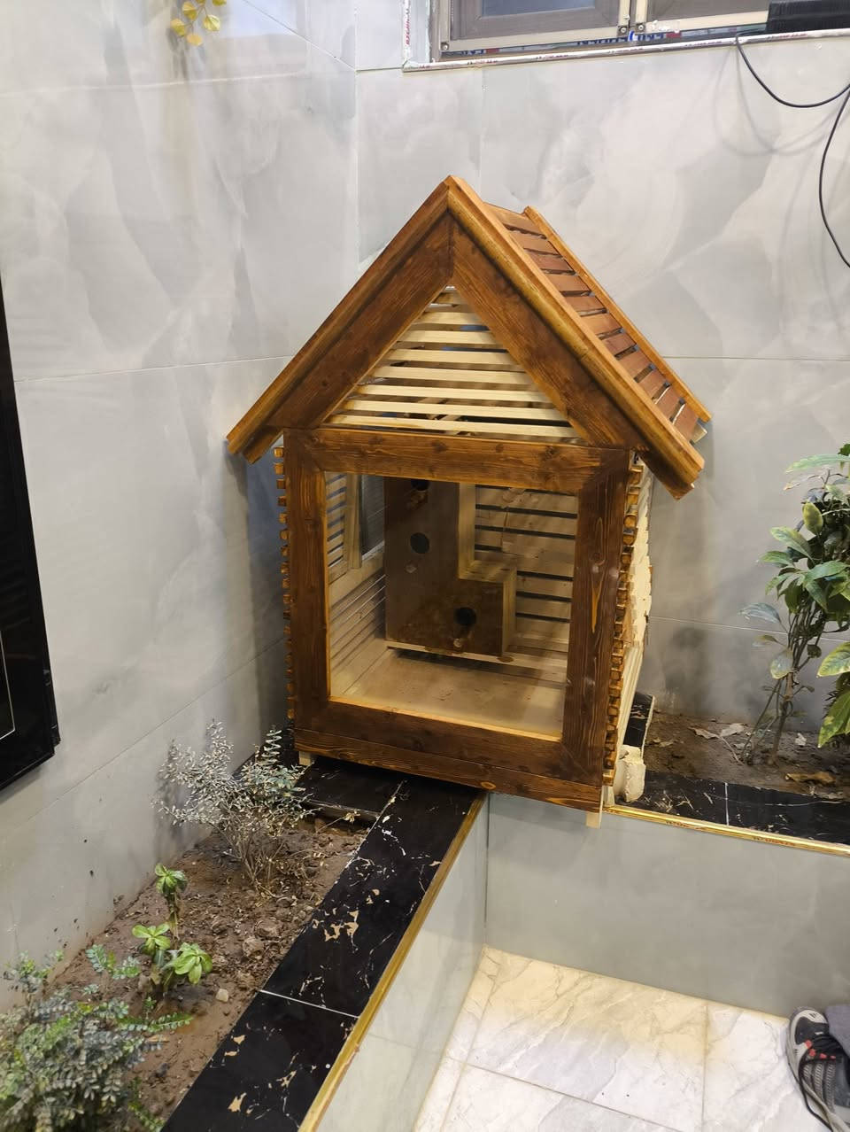 سلام عليكم يوجد قفص ديكور جمالي سعر 75وبي مجال *********** المكان الفلوجه
