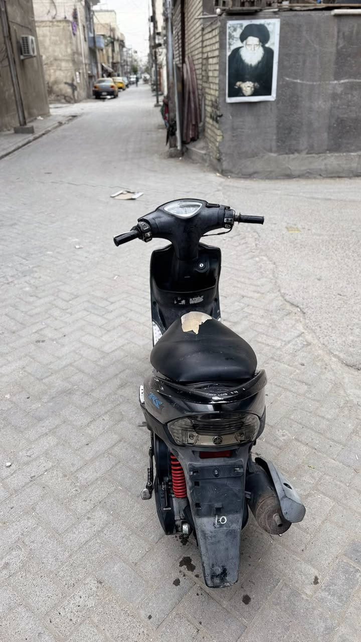 دراجة ماكس عدلة بلادية تجي تفحص 

السعر 700 وبيها مجال قليل 
بغداد مدينة الصدر 
***********
