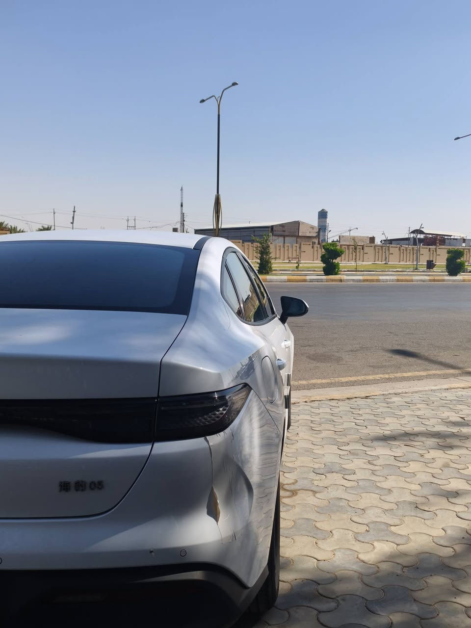 سلام عليكم
سي 5 
ماشيه 13 الف 
بيه طخه بصيطه كلش موضحه بل صوره 
السعر 18.500 قفل 
المكان الانبار فلوجه 
الرقم  ‏‪0750 964 9545‬‏
