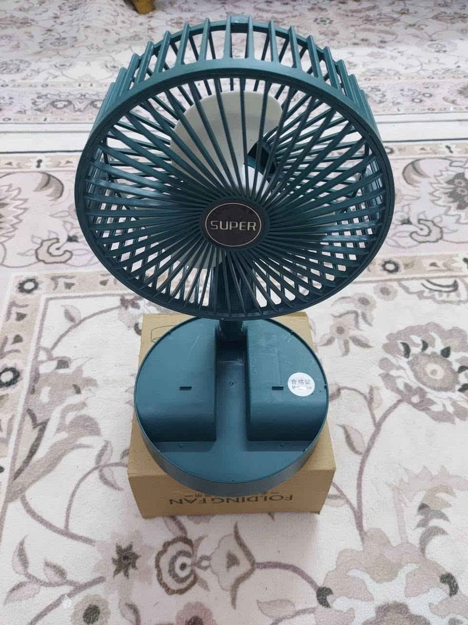 مروحة منضدية قابلة للطي والشحن 🌬️
استمتع بالهواء المنعش بأي مكان مع المروحة المنضدية العملية والأنيقة 
✅ 3 سرعات مختلفة للتحكم بقوة الهواء (هادئ – متوسط – قوي)
✅ قابلة للطي والتعديل بسهولة لتوفير المساحة
✅ دوران تلقائي بزاوية تصل إلى 180° لتوزيع الهواء بشكل أفضل
✅ بطارية مدمجة تدوم لفترة طويلة
✅ تعمل عبر USB وقابلة للشحن
✅ محرك هادئ مناسب للبيت، المكتب والدراسة
✅ خامات ABS متينة ومقاومة للحرارة والصدمات
✅ تصميم خفيف وسهل الحمل والتنقل
💰 السعر: 5دينار فقط
🚚 التوصيل: 5,000 دينار


**إذا كنت صاحب هذا الإعلان وتريد حذفه لأي سبب، رجاءا أرسل رسالة إلى الدعم الفني**