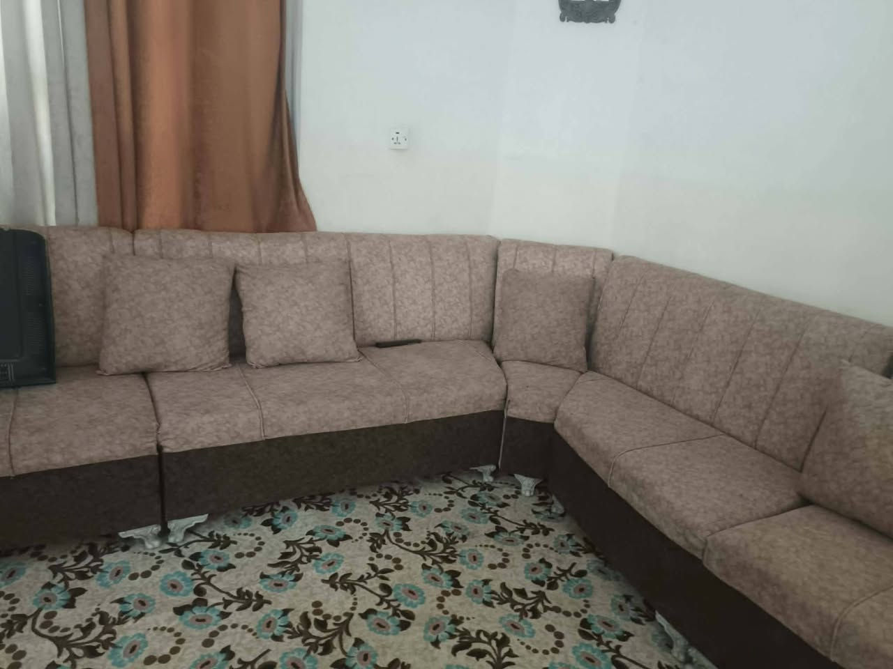 ديوان تسكام 11مقعد للبيع السعر 250


**إذا كنت صاحب هذا الإعلان وتريد حذفه لأي سبب، رجاءا أرسل رسالة إلى الدعم الفني**